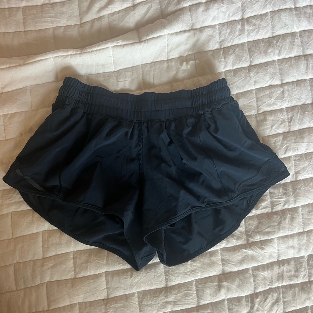 lululemon shorts size 6 regular